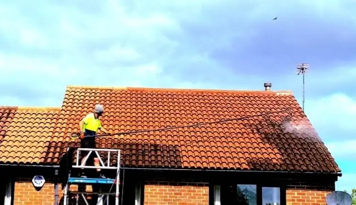 Williams exterior cleaning in action