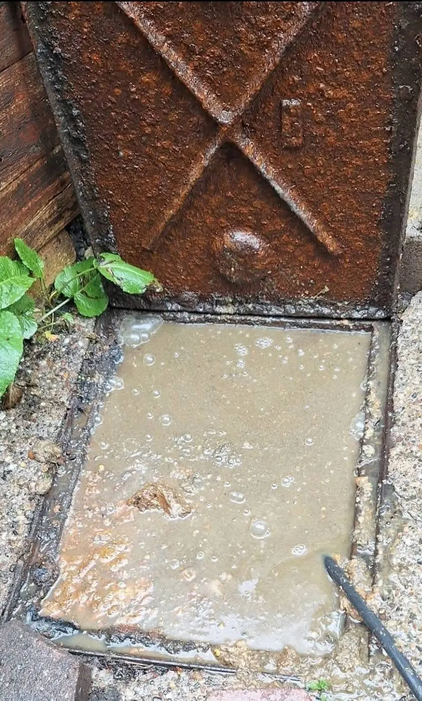 Before drain unblocking